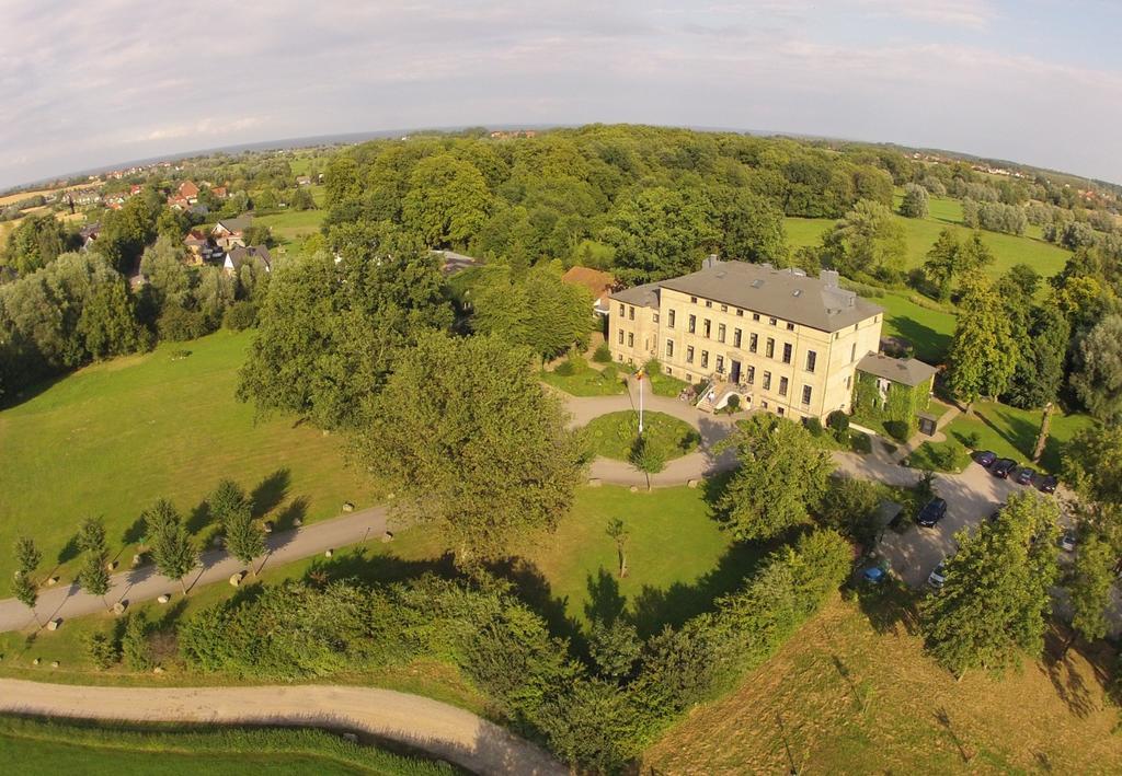 Gutshaus Redewisch Hotel & Restaurant Больтенгаген Екстер'єр фото