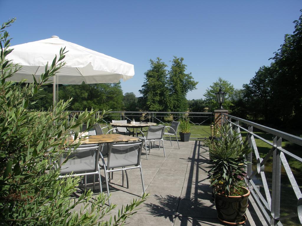 Gutshaus Redewisch Hotel & Restaurant Больтенгаген Екстер'єр фото
